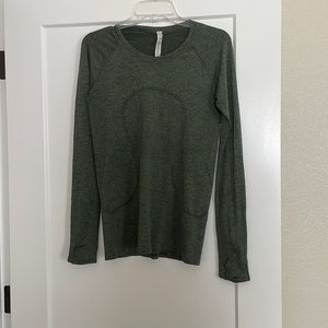Lululemon Swiftly Long Sleeve. Green 💚💚